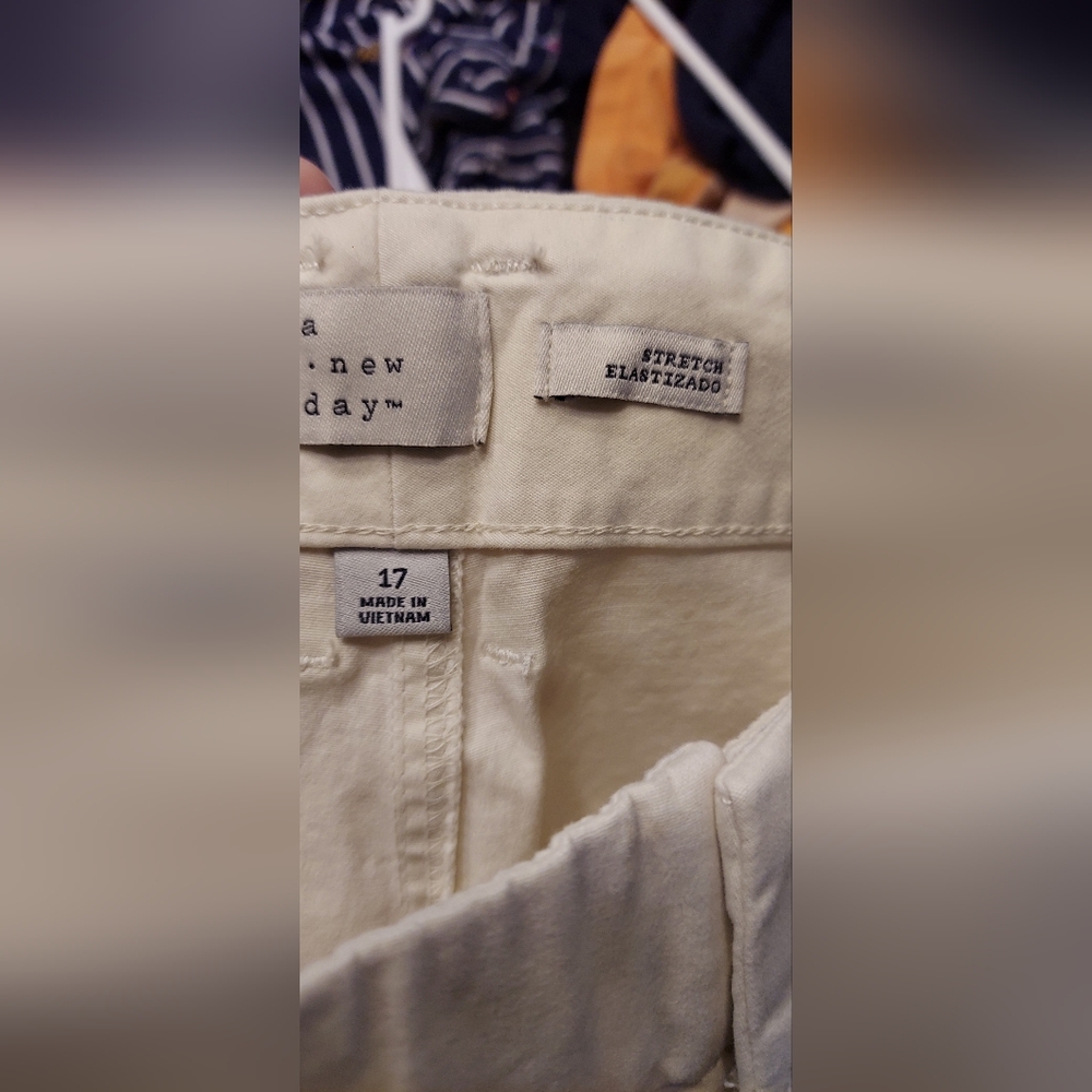 Women's High-Rise Straight Ankle Chino Pants - Picture 6 of 9